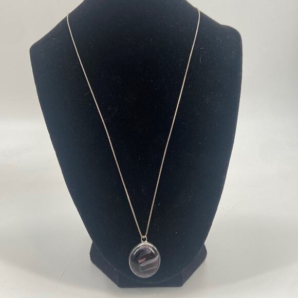 Sterling silver purple glass circle pendant - Picture 1 of 6